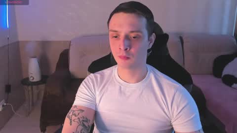 Snapshot of nikolos_vise chatting on 5, 2, 2025 Nikolos online show from 5, 2, 2025