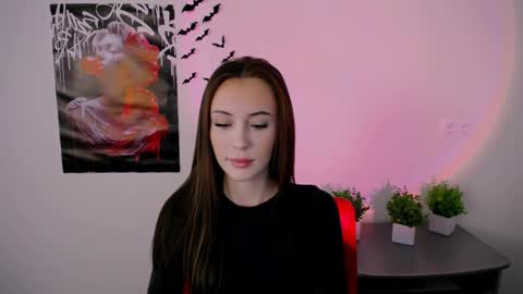 nikonara_ online show from 5, 2, 2025