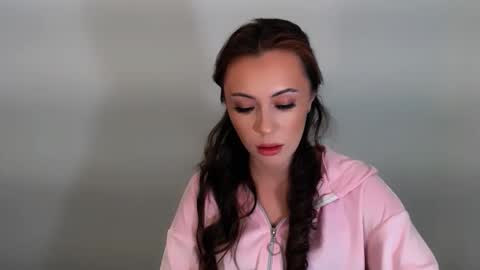 nikonara_ online show from 5, 12, 2025