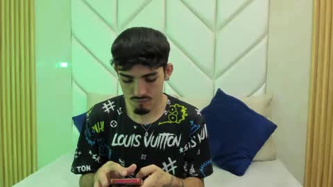 Snapshot of nikostone chatting on 8, 10, 2025 Niko Stone online show from 8, 10, 2025