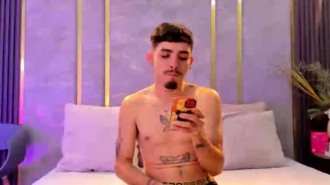 Snapshot of nikostone chatting on 15, 10, 2025 Niko Stone online show from 15, 10, 2025