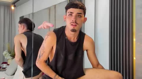 Snapshot of nikostone chatting on 8, 11, 2025 Niko Stone online show from 8, 11, 2025