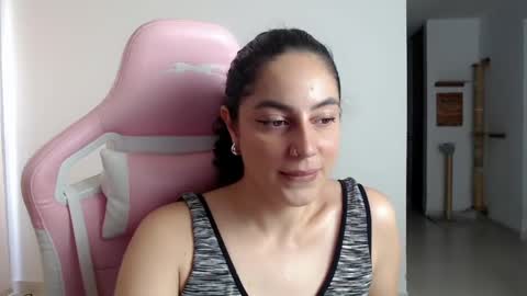 niky_blue online show from 2, 2, 2025