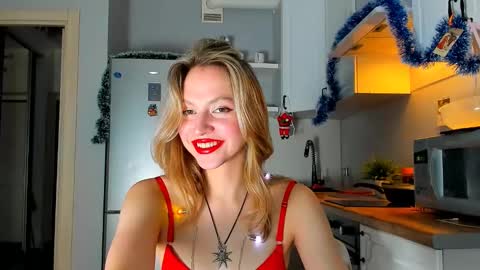 Snapshot of niky_jess chatting on 24, 12, 2024 Veronica online show from 24, 12, 2024