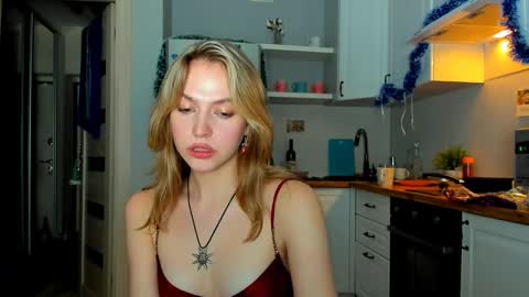 Snapshot of niky_jess chatting on 2, 1, 2025 Veronica online show from 2, 1, 2025