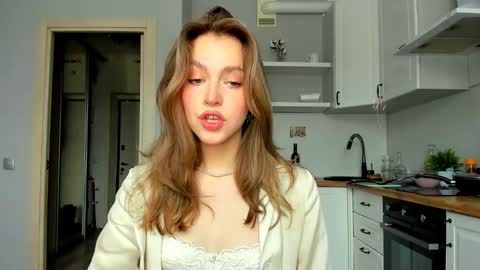 Snapshot of niky_jess chatting on 13, 2, 2025 Veronica online show from 13, 2, 2025