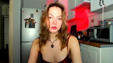 Snapshot of niky_jess chatting on 14, 2, 2025 Veronica online show from 14, 2, 2025
