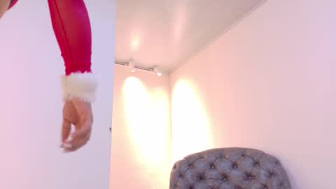  NIKY SMIT  online show from 5, 3, 2026