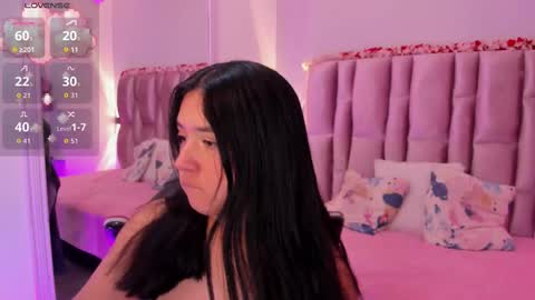 Niky Brooks online show from 10, 10, 2025