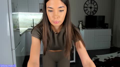 Bella online show from 13, 12, 2024
