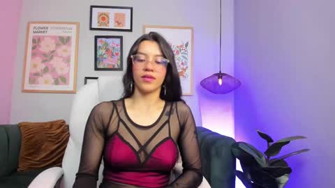 Snapshot of nina__dixon chatting on 6, 2, 2025 Nina online show from 6, 2, 2025