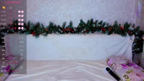 Snapshot of nina__si chatting on 14, 12, 2024 Nina online show from 14, 12, 2024