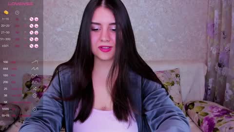 Snapshot of nina__si chatting on 11, 1, 2025 Nina online show from 11, 1, 2025