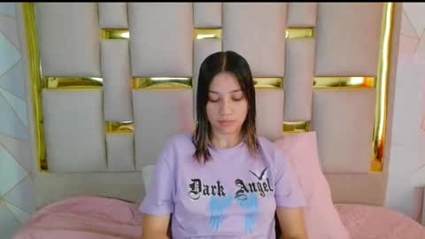 Nina Carther online show from 5, 1, 2026