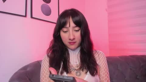 nina_collinns online show from 27, 9, 2025
