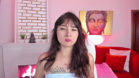 nina_collinns online show from 7, 10, 2025