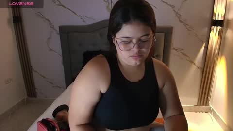  N I N A online show from 15, 10, 2025