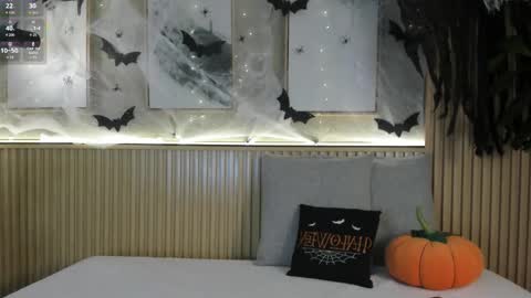 NINA online show from 25, 10, 2025