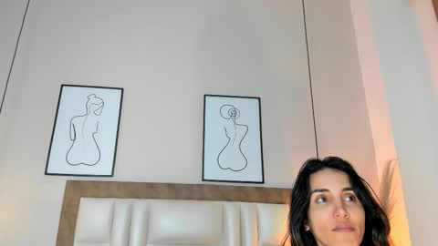 Nina online show from 23, 11, 2025