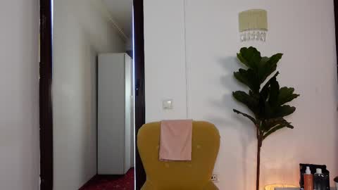 Snapshot of ninacrystal chatting on 10, 2, 2026 NinaCrystal online show from 10, 2, 2026