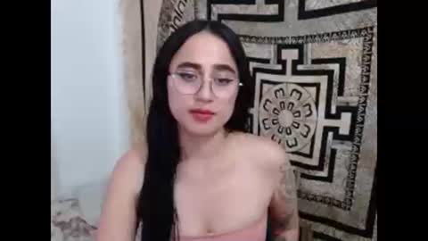 N I N A online show from 23, 12, 2024