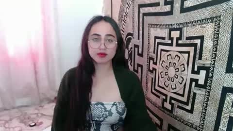 N I N A online show from 6, 10, 2025