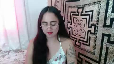 N I N A online show from 7, 11, 2025