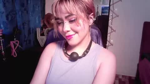 NIina Mon online show from 1, 10, 2025