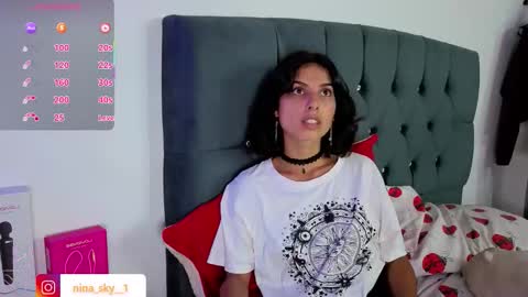 Snapshot of ninasky19 chatting on 9, 11, 2025 ninasky19 online show from 9, 11, 2025