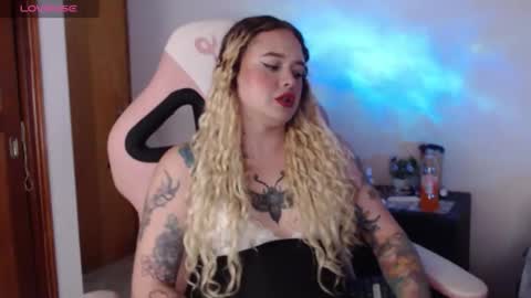 Nina online show from 6, 10, 2025