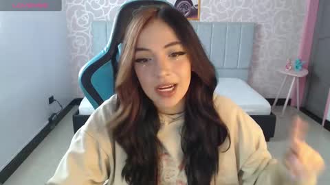 Snapshot of ninfa_ch chatting on 21, 12, 2024 Ninfa online show from 21, 12, 2024