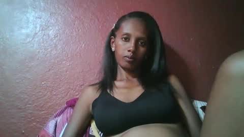 ninie246746 online show from 4, 1, 2025