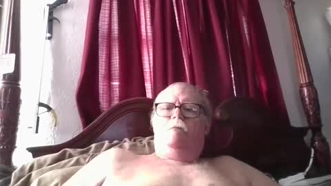 nipplechaser online show from 23, 9, 2025
