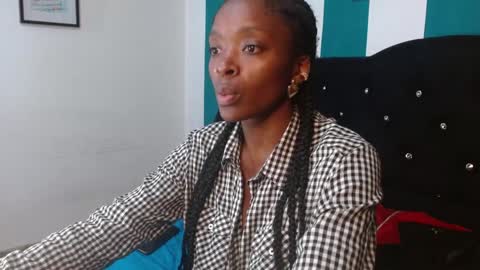 Snapshot of nirak_sf chatting on 16, 1, 2025 Nirak online show from 16, 1, 2025