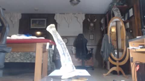 Snapshot of niteluvr chatting on 16, 9, 2025 Night Lover online show from 16, 9, 2025