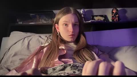 Snapshot of nloraaa chatting on 23, 2, 2025 Tears Lora online show from 23, 2, 2025