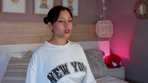 Snapshot of noa_dream chatting on 18, 2, 2026 noa_dream online show from 18, 2, 2026