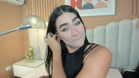 Snapshot of noa_moon chatting on 2, 4, 2026 Noa online show from 2, 4, 2026