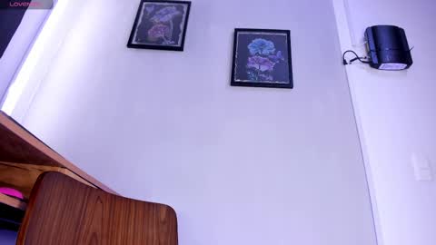 Snapshot of noah_devil_ chatting on 12, 11, 2025 noah_devil_ online show from 12, 11, 2025