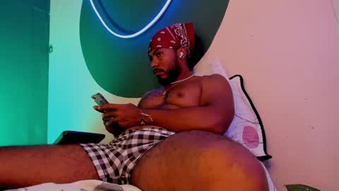 Snapshot of noah_jones__ chatting on 29, 1, 2025 Noah online show from 29, 1, 2025