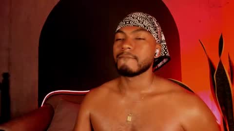 Snapshot of noah_jones__ chatting on 25, 2, 2025 Noah online show from 25, 2, 2025