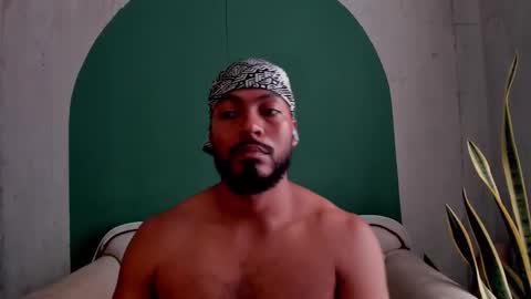 Snapshot of noah_jones__ chatting on 7, 11, 2025 Noah online show from 7, 11, 2025