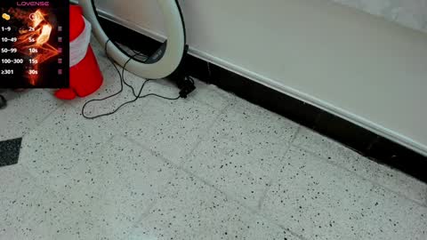 Snapshot of noahcrux chatting on 24, 12, 2024 Noah online show from 24, 12, 2024