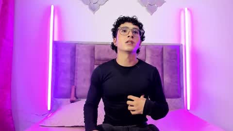noahjhoness online show from 25, 9, 2025