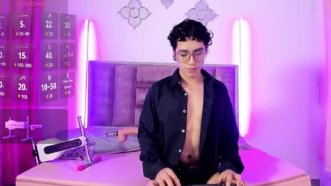 noahjhoness online show from 2, 10, 2025