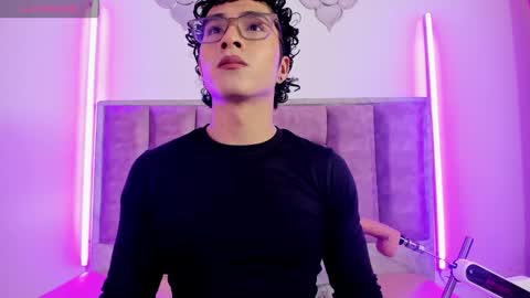 noahjhoness online show from 7, 10, 2025