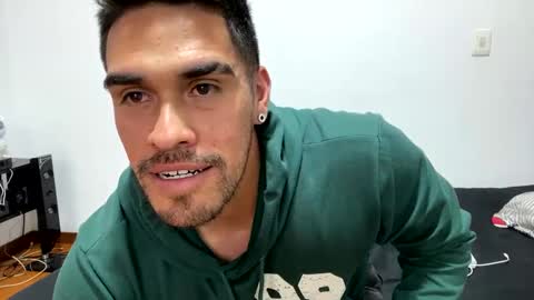 Snapshot of noahsexx98 chatting on 22, 9, 2025 noahsexx98 online show from 22, 9, 2025
