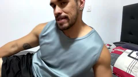 Snapshot of noahsexx98 chatting on 28, 9, 2025 noahsexx98 online show from 28, 9, 2025