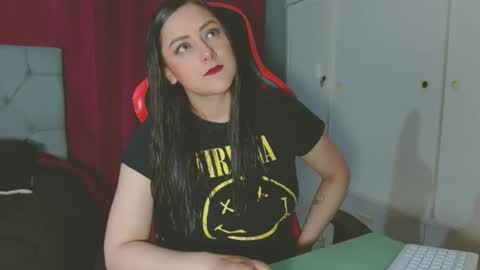 Snapshot of noamartin_ chatting on 12, 10, 2025 Noamartin online show from 12, 10, 2025