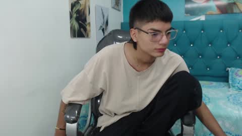 Snapshot of noha_scott chatting on 4, 12, 2024 Noha Scott online show from 4, 12, 2024